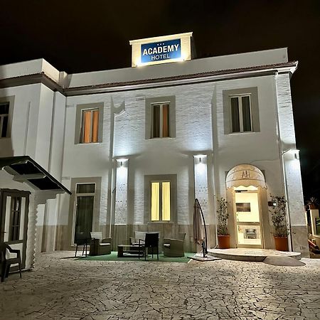 Academy Hotel Fiumicino Buitenkant foto